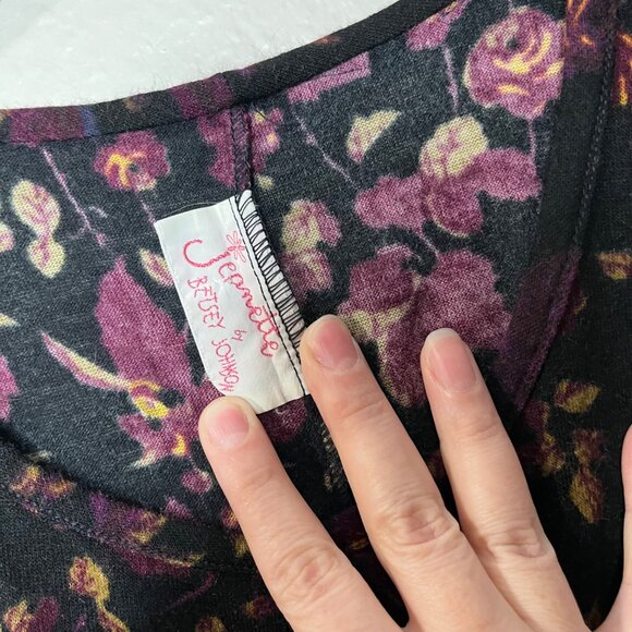 Jeanette By Betsey Johnson 70s Dark Floral Sleeveless Knit Maternity Dress - Picture 7 of 9